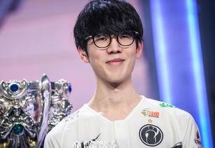 theshy全明星吃鸡,荣耀时刻再现巅峰