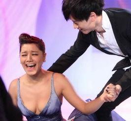 明星下体露大雕,下体露大雕瞬间引发热议