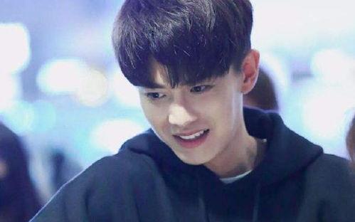 明星代言任嘉伦,引领时尚潮流新风向