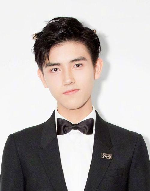 陈飞宇娱乐爆料,揭秘明星幕后故事