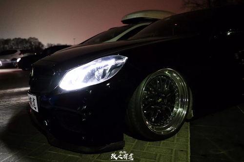 梅赛德斯吃瓜车主,一场跨界美食的奇妙之旅