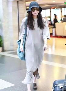 明星背帆布包,帆布包演绎时尚态度